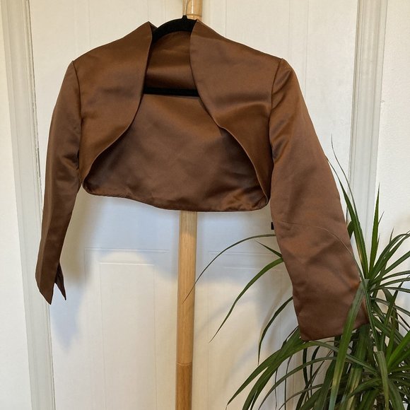 Brown cropped bolero - Picture 1 of 1